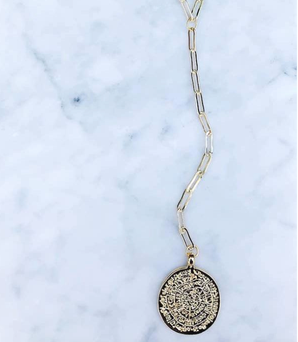 
            
                Load image into Gallery viewer, Rope the Moon Jewelry Harlow Necklace
            
        